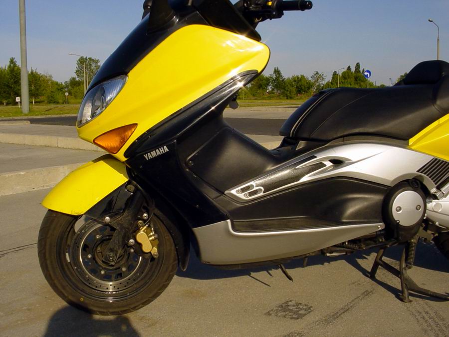 Test porównawczy mega skuterów Suzuki An Burgman 650